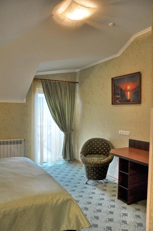 Focus Hotel คุสท์ ภายนอก รูปภาพ