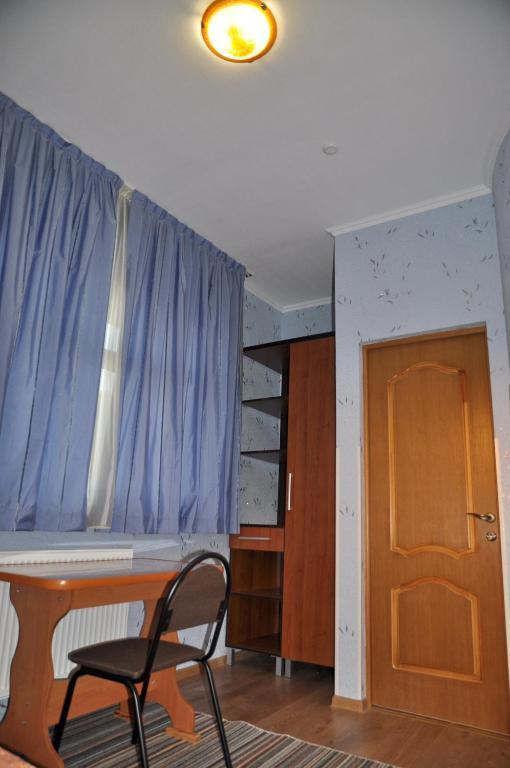Focus Hotel คุสท์ ห้อง รูปภาพ